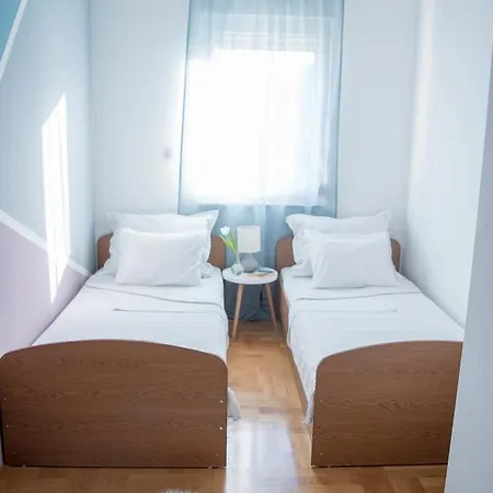 Family Cosy Apartmen